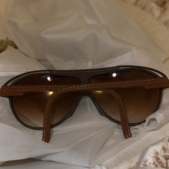 Vintage Yves Saint Laurent YSL Oversized Leather 1980 France Sunglasses - Picture 4 of 4